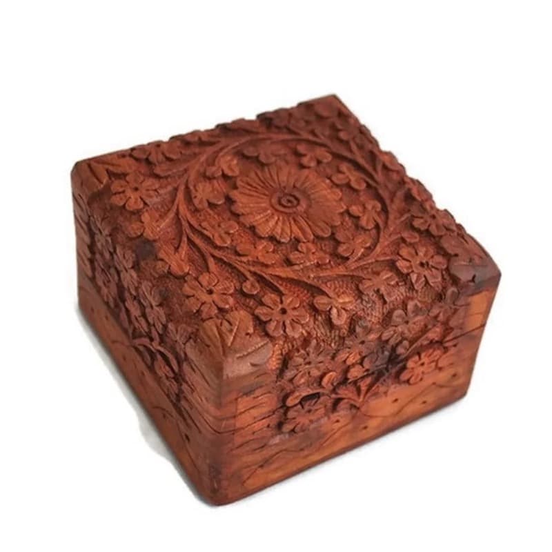 Handcrafted Wooden Décor & Figurines